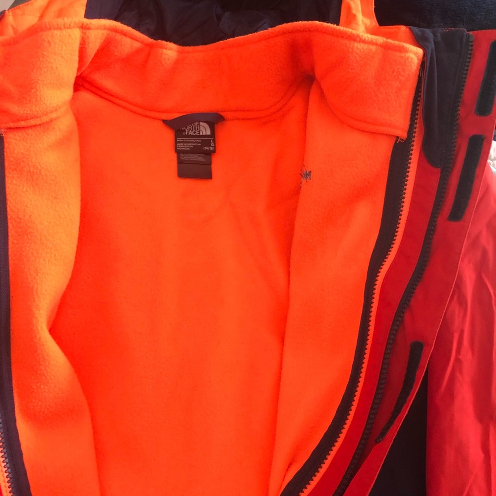 The north face jacket - Picture 2 of 6